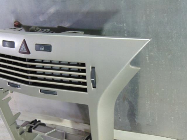 фото №3, Рамка защита радио opel astra iii gtc