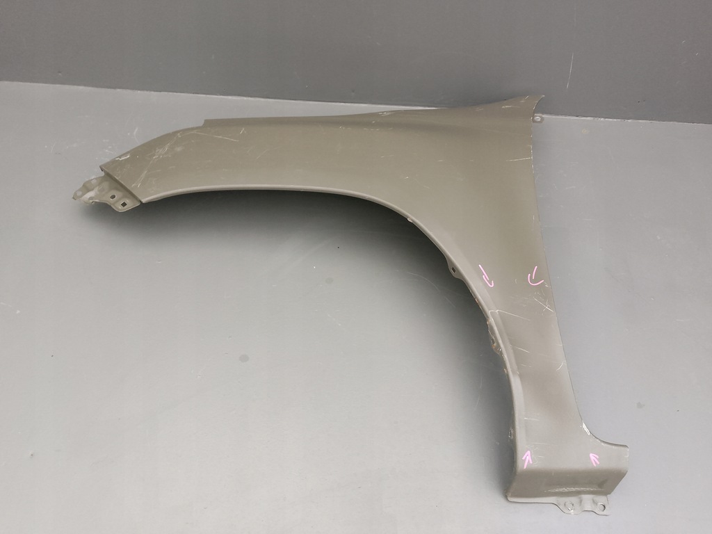 фото №9, Toyota hilux viii 8 lift 2015- крила лівий передній =