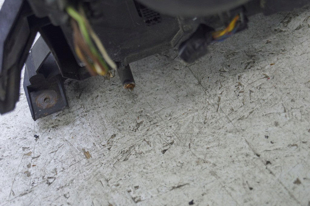 фото №9, Лампа левый перед land rover vogue l322 ксенон