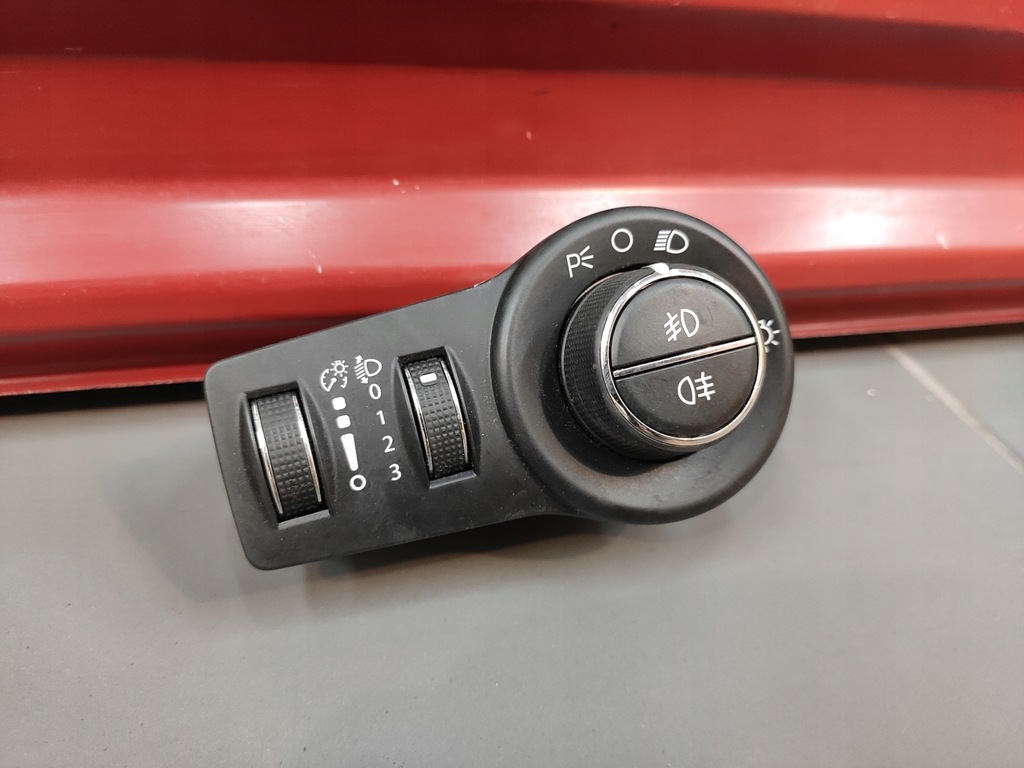 фото №1, Jeep cherokee kl v панель перемикач світла 68165829ab