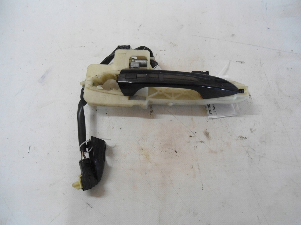 фото №1, Ручка левый перед 4pin hyundai veloster 2011r