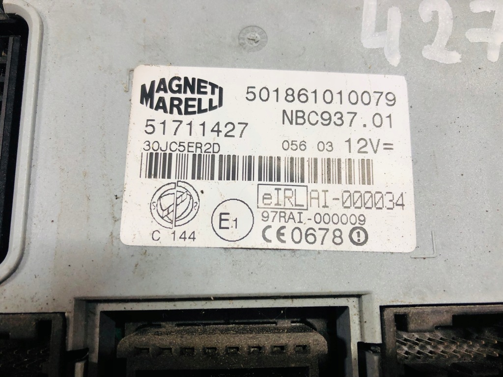 фото №3, Alfa romneo 147 коробка предохранителей bsi