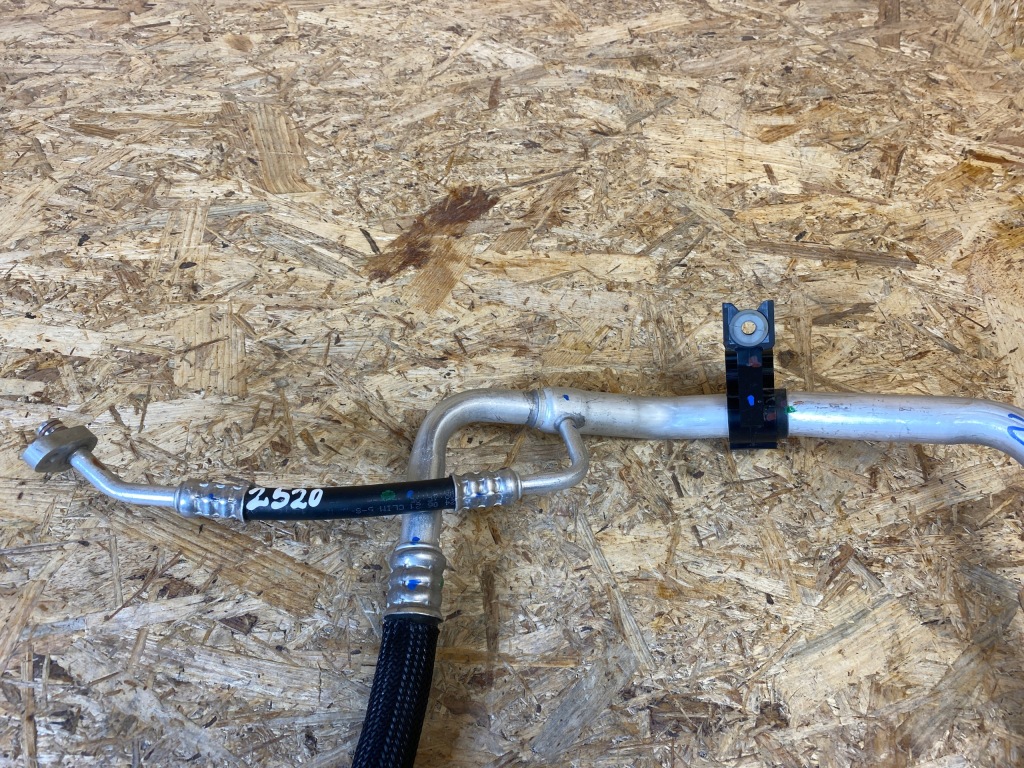 Патрубок шланг труба кондиціонера opel e-mokka b peugeot e-2008 ii f78618 Оригінал