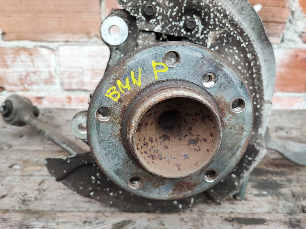 Bmw 3 e90 e91 n46 318i амортизатор правий перед Недорого