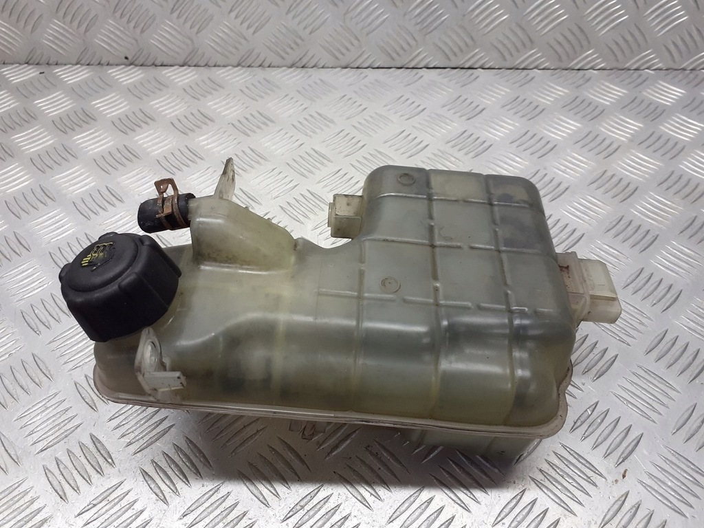 фото №1, Бачок розширювальний renault espace iv 3.0 dci 8200339746a