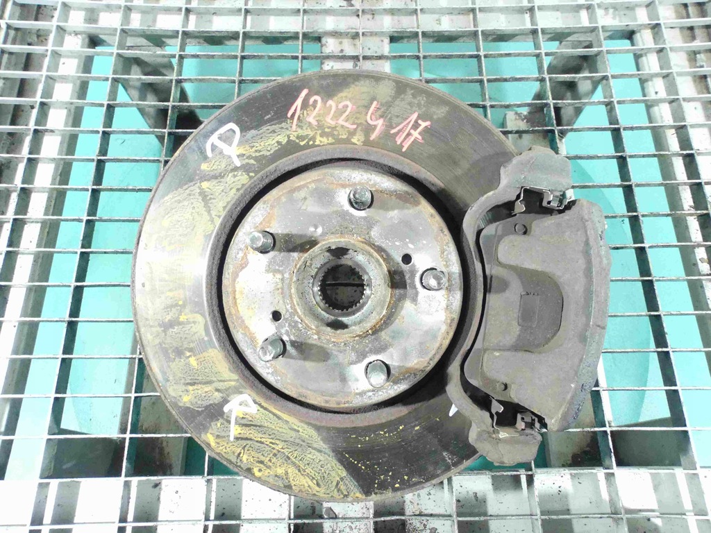 фото №1, Поворотный кулак правая ступица перед toyota corolla e15