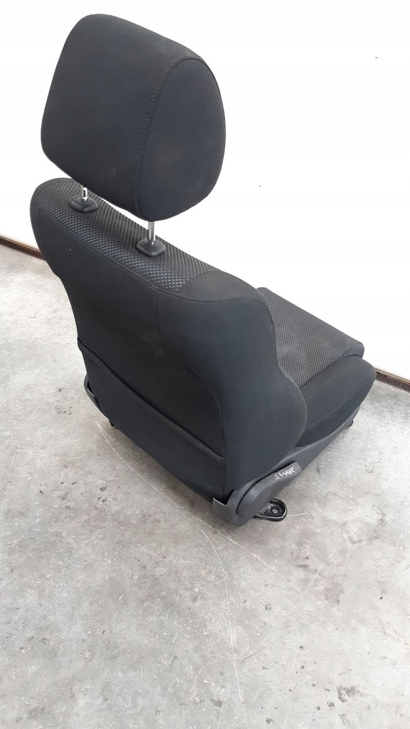 фото №7, Сидіння сидіння комплект toyota avensis t25 1,8i