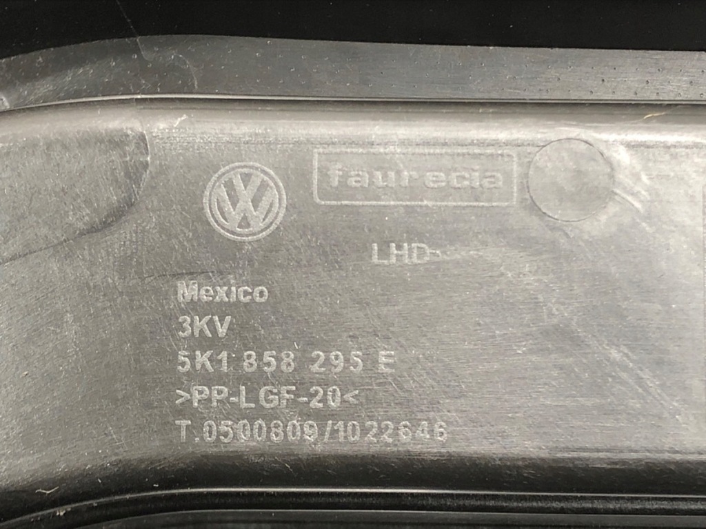 фото №10, Приборная панель консоль приборная панель vw golf vi 09-14