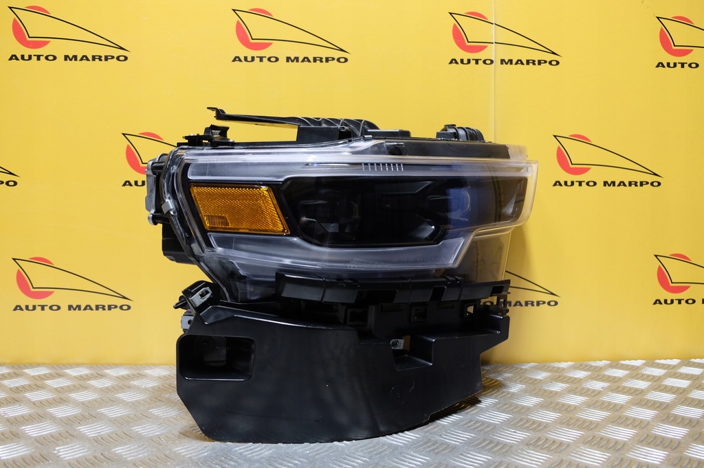 фото №4, Dodge ram 1500 premium black 2019- фара лампа full led r usa