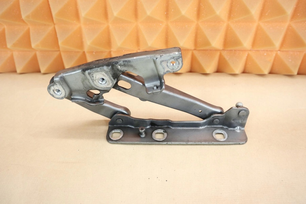 фото №1, Mercedes slk r171 петля капот правий 1718800228