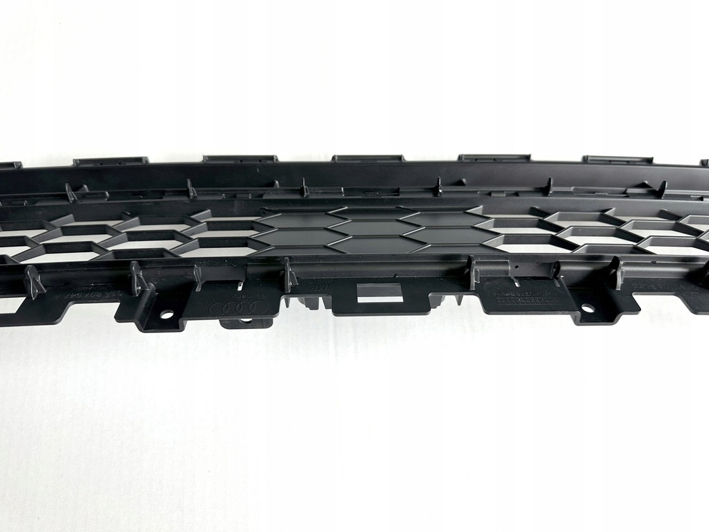 фото №10, Решётка бампера средняя решётка радиатора audi q2 s-line aso