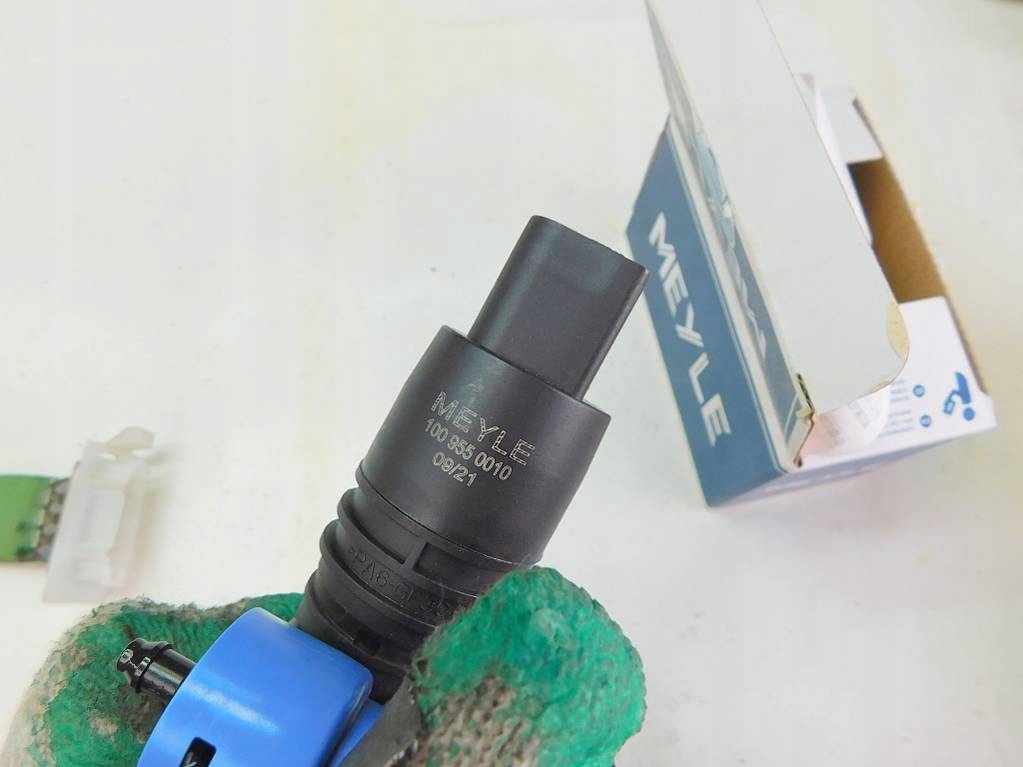 фото №6, Vw caddy iii 2005r помпа омывателя