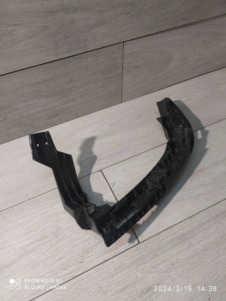 фото №6, Audi a4 b9 кронштейн выхлоп правое 8w0807348