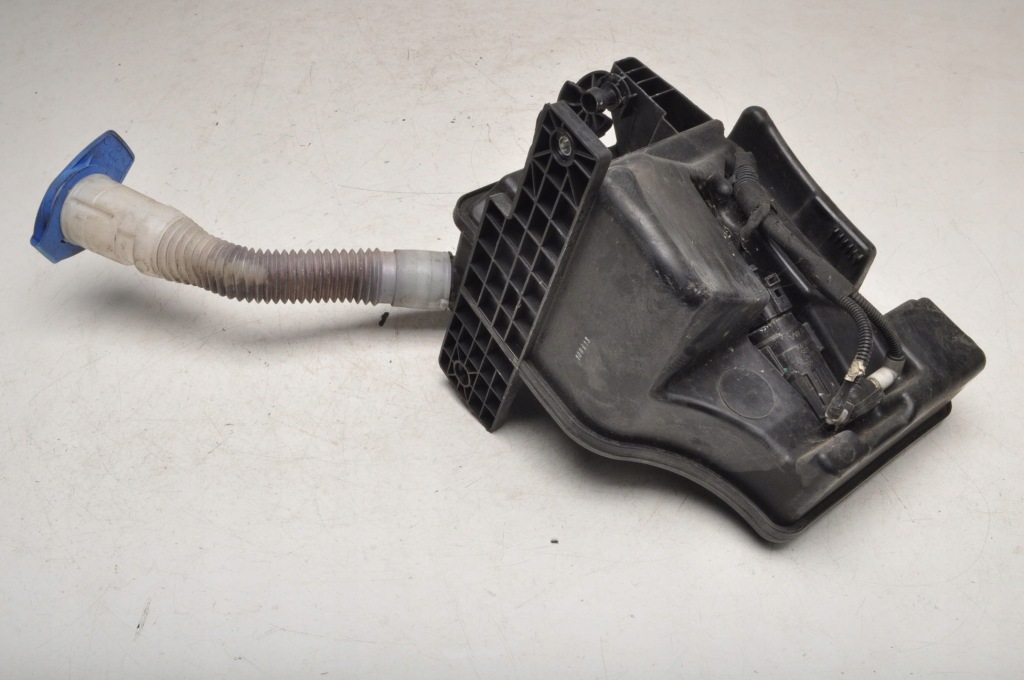 фото №3, Skoda rapid fabia ii бачок омивача 6r0955453d