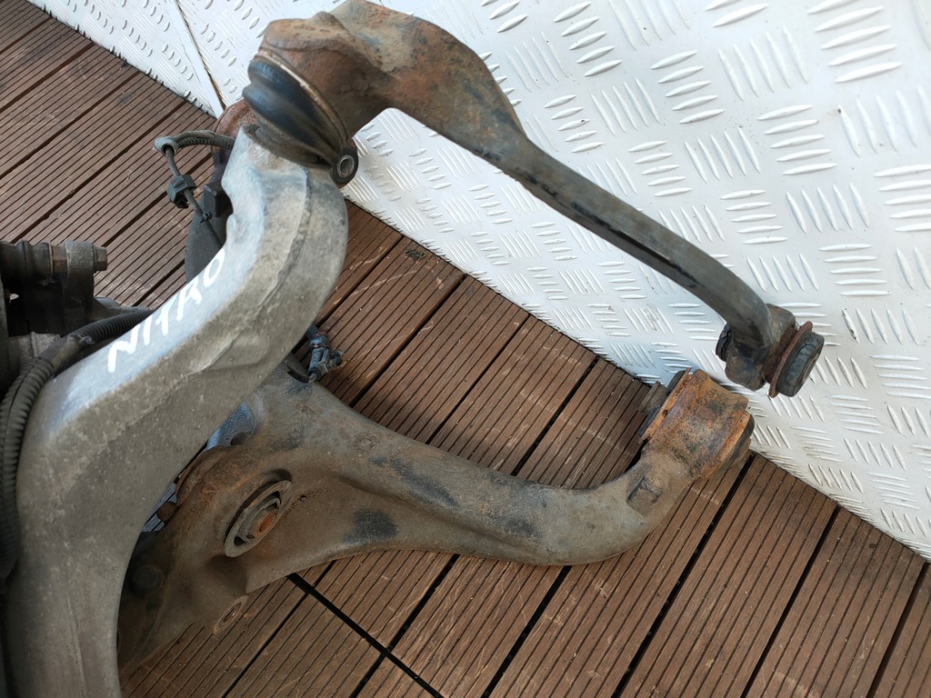 фото №5, Dodge nitro 07-12 4.0 v6 поворотный кулак ступица рычаги правый перед комплект оригинальный номер