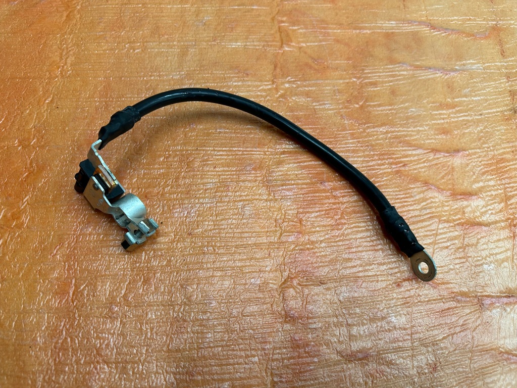 фото №1, Клемма минусовая rs5 8w 8s0915181c оригинал idealna