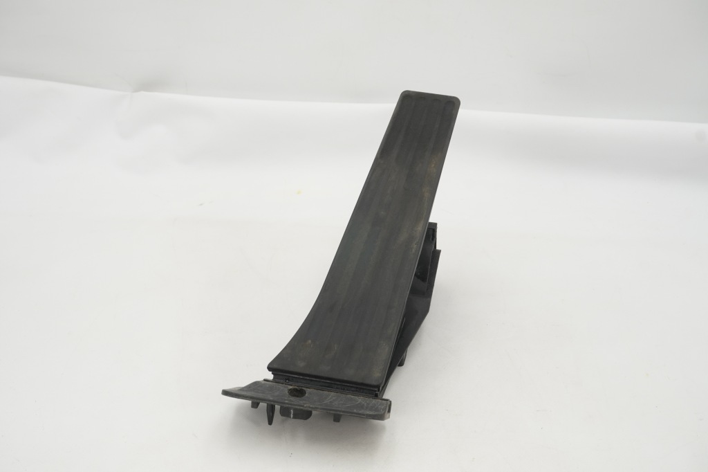 фото №1, Педаль газа bmw x6 e71 e72 6789998