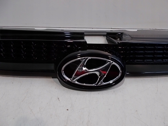 фото №4, Решётка радиатора hyundai ix35 оригинал czarny-połysk лак