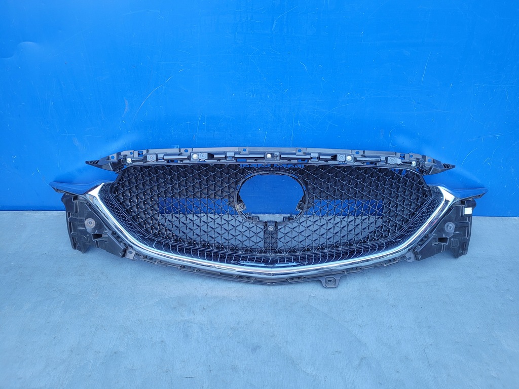 фото №1, Mazda оригінальний номер kb8b-50712 решітка радіатора решітка радіатора