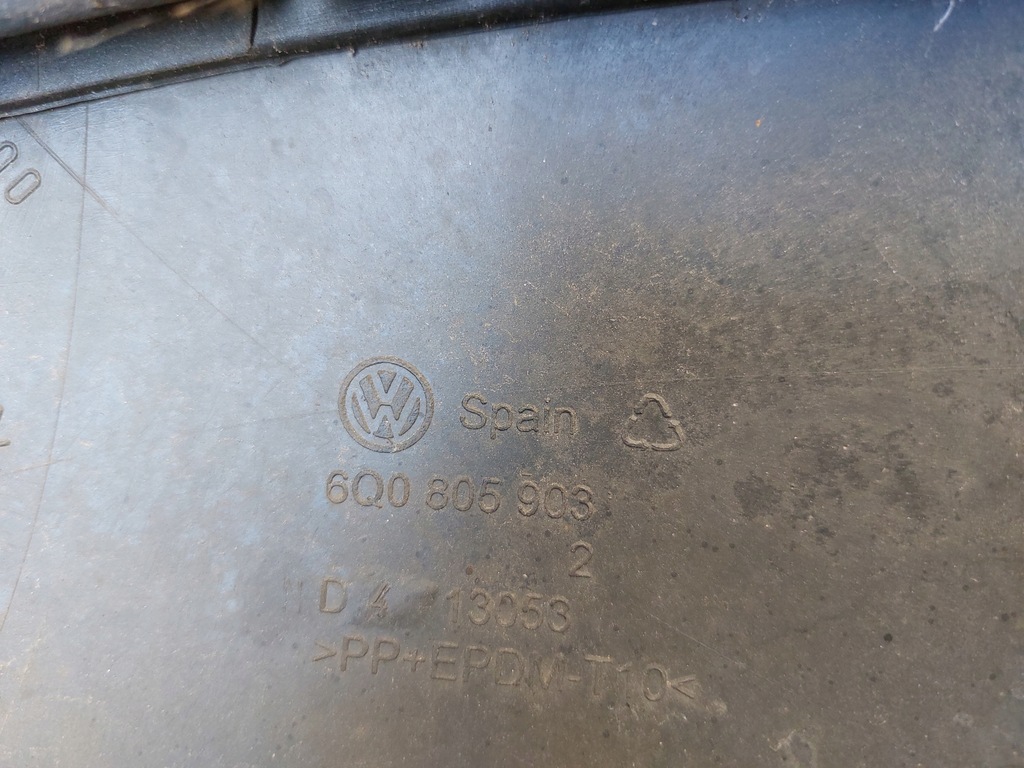 фото №7, Vw polo iv бампер перед 6q0807221 оригинал