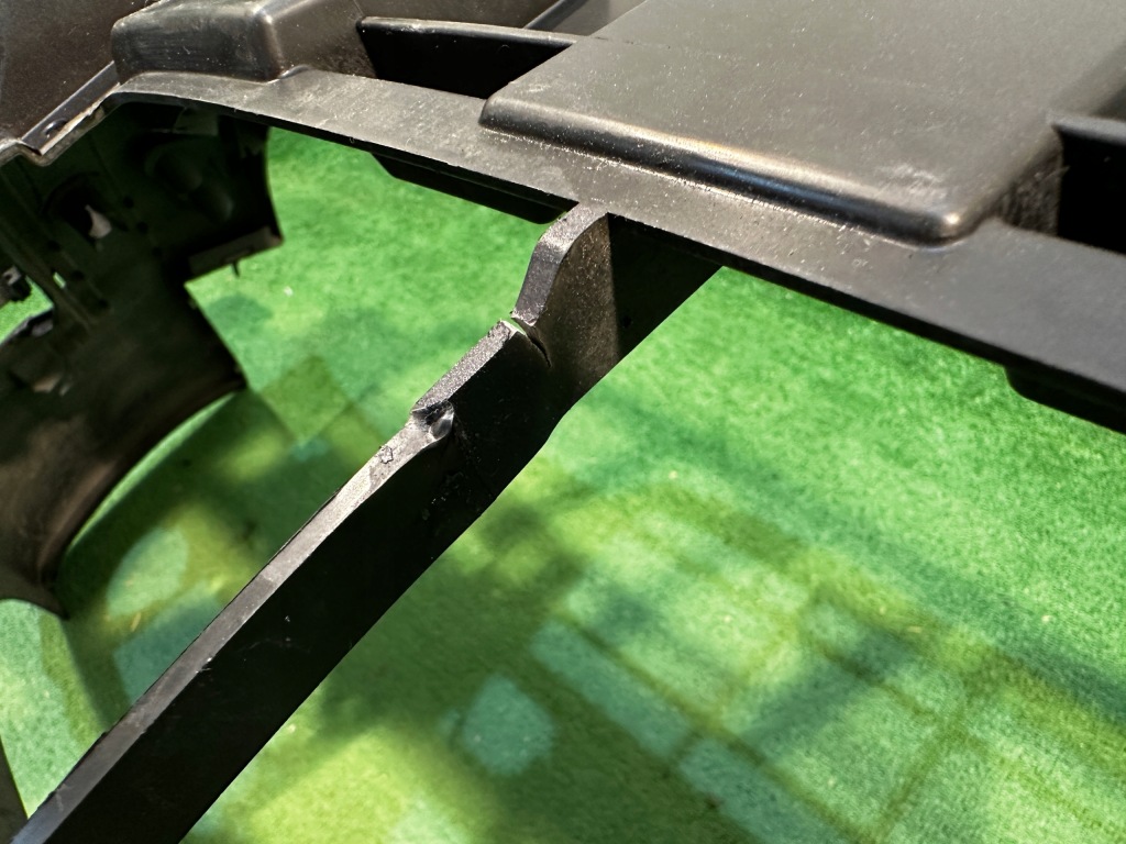 фото №11, Audi a6 c6 4f0 бампер перед передний 4f0807437e