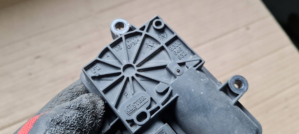 фото №10, Sq8 4m rsq8 q8 моторчик вихлоп кришка вихлопних газів 4n0133246a sq7 4m a4 b9 a5 s5