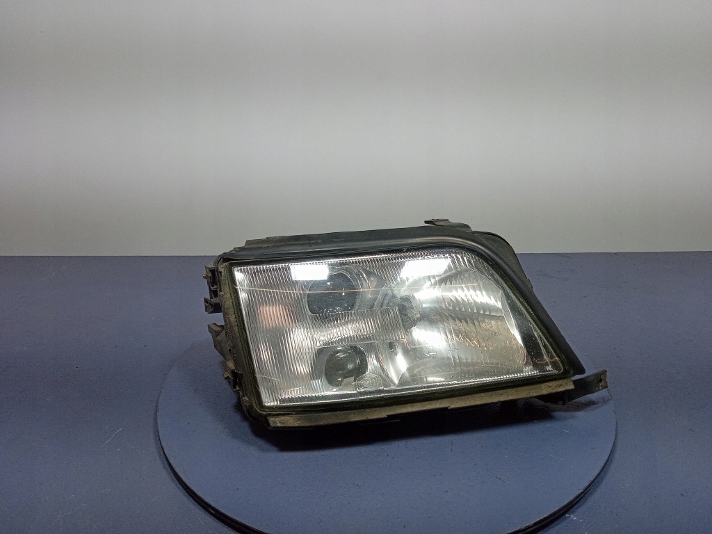 фото №1, Audi a6 c4 фара правый лампа передняя eu 140506-02