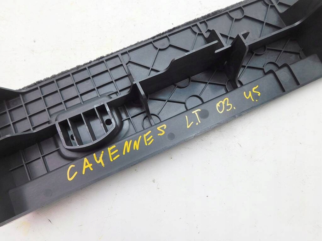 фото №7, Porsche cayenne 2003 обивка багажника левый задняя