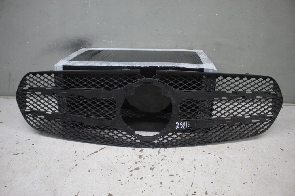 фото №1, Решітка радіатора mercedes b-klasa a2478881300