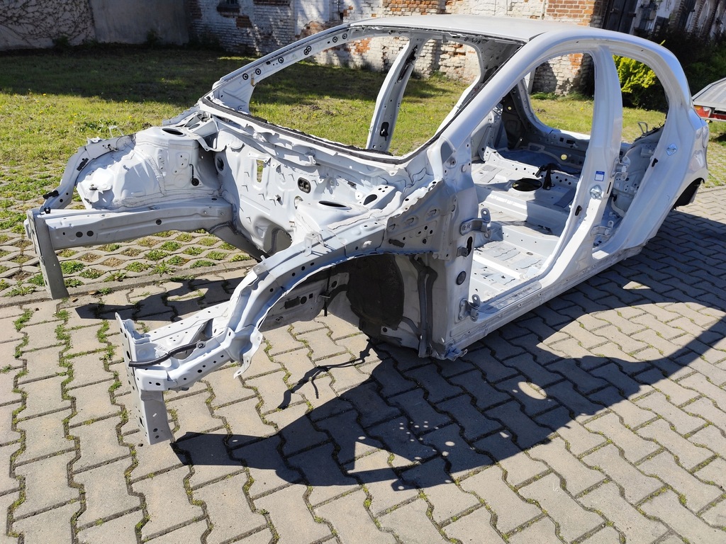 фото №1, Toyota corolla e21 hb чверть лонжерон перед ліва