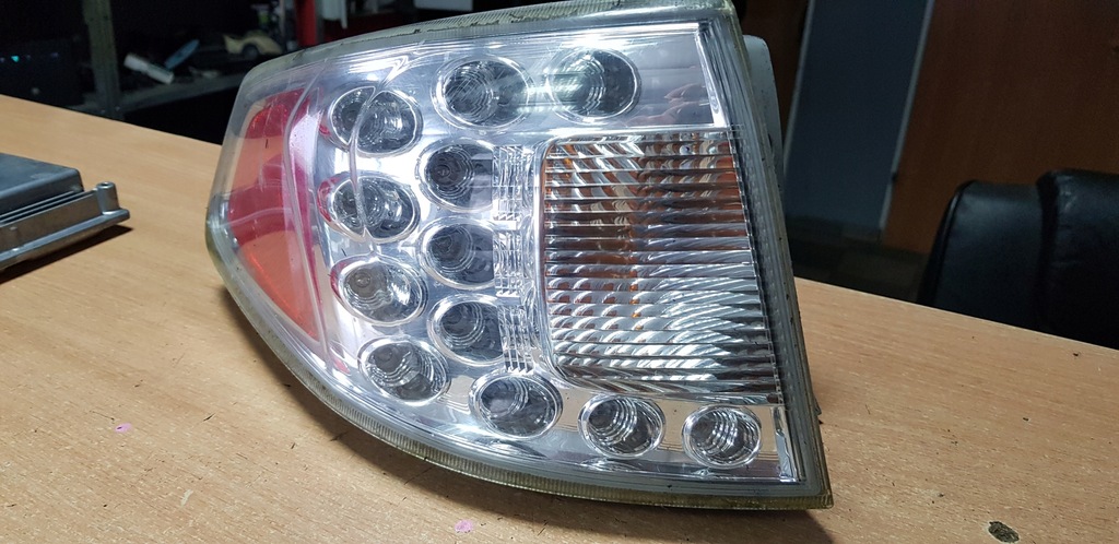 фото №3, Subaru gh лампа задняя правая