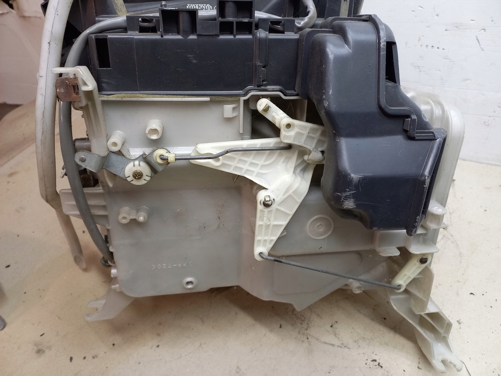 фото №10, Toyota celica vi 94-99 отопитель корпус модуль отопитель