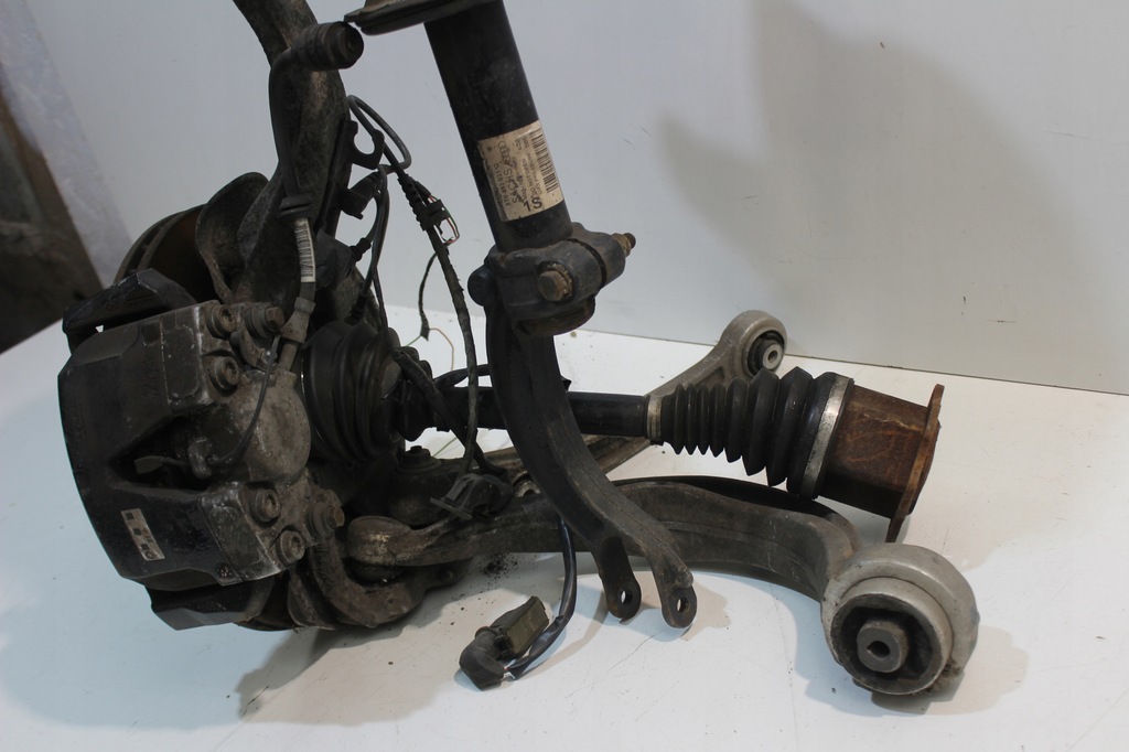 фото №4, Амортизатор підвіска audi s5 a5 8t поворотний кулак привідний вал супорт гальма важіль