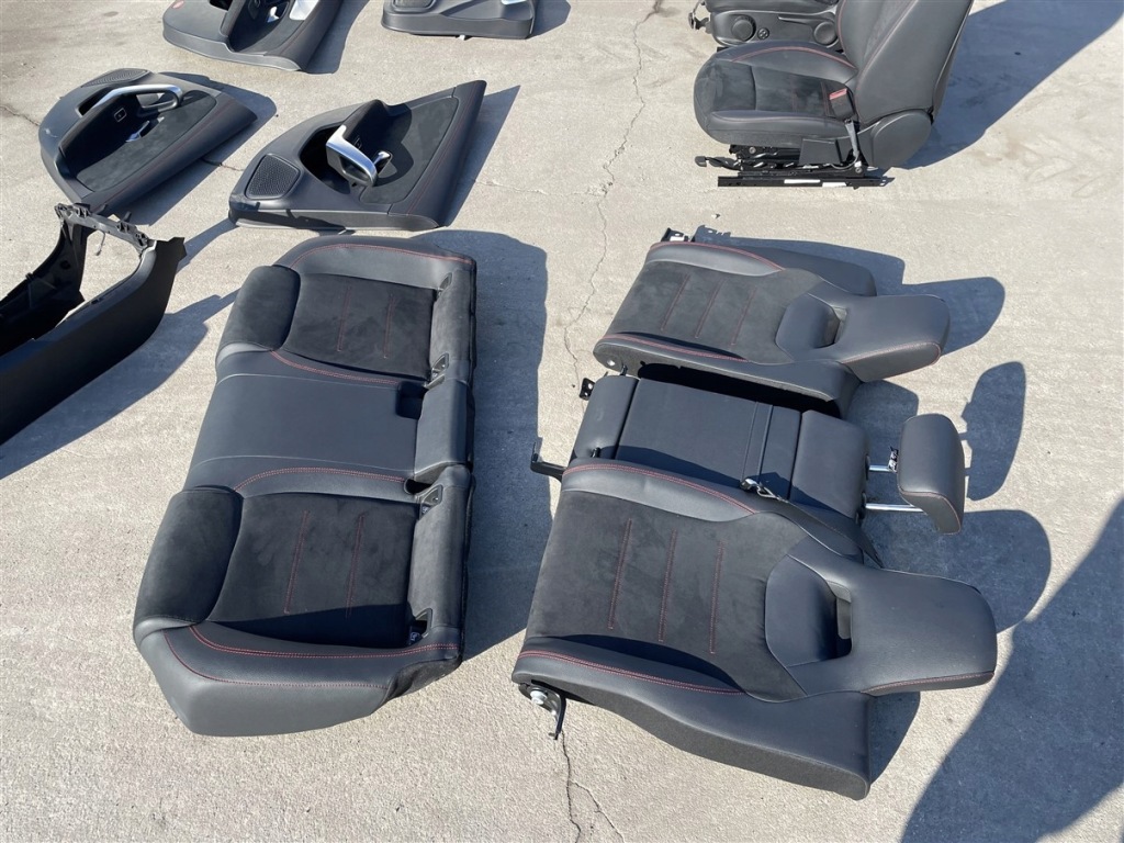 Купить Сиденья сиденья заднее сиденье алькантара mercedes cla w118 w 118 седан 18-23r