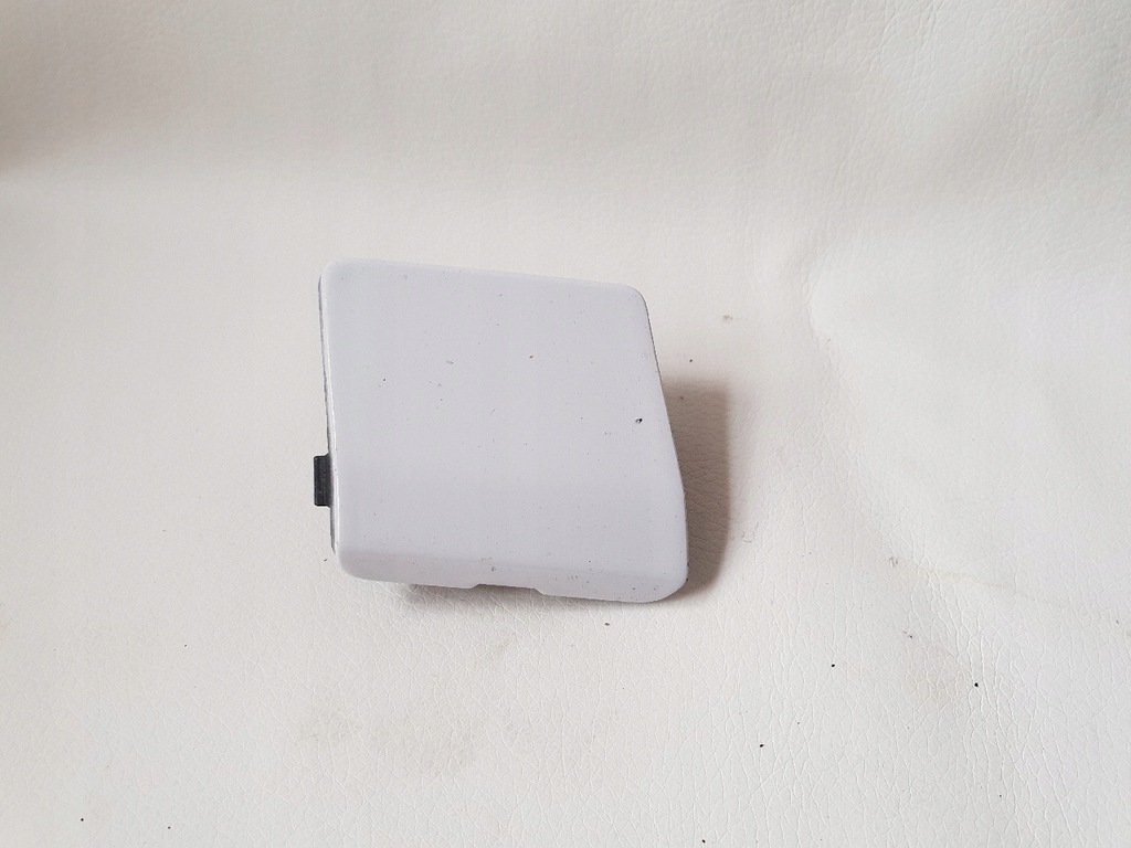 фото №1, Renault clio iv lift заглушка hak w бампер перед