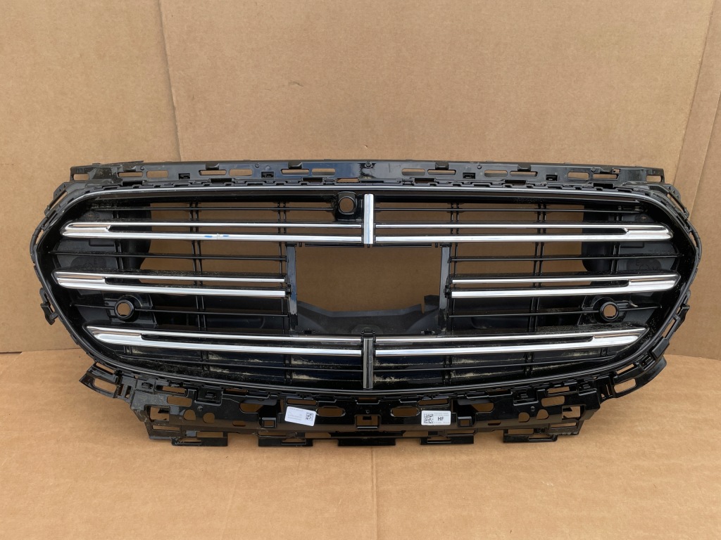 фото №1, Mercedes w214 e klasa решётка радиатора решётка радиатора nowa оригинал a2148804801 a2148806001