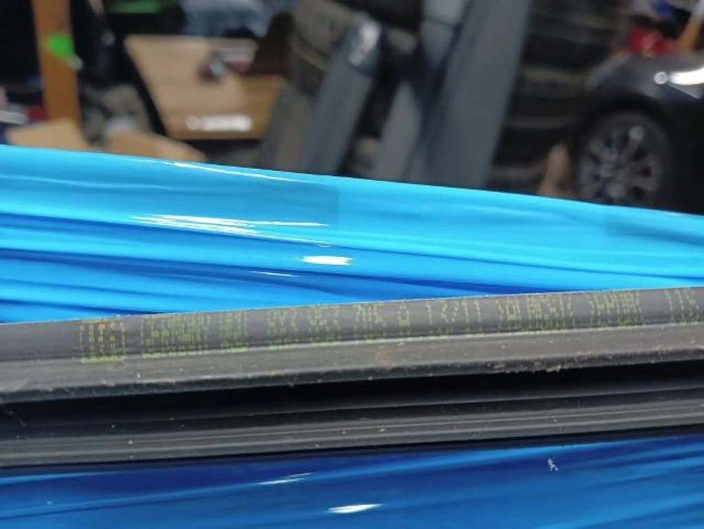 фото №6, Молдинг крыша левая audi a1 8x 3d 8x3853705a ly9k