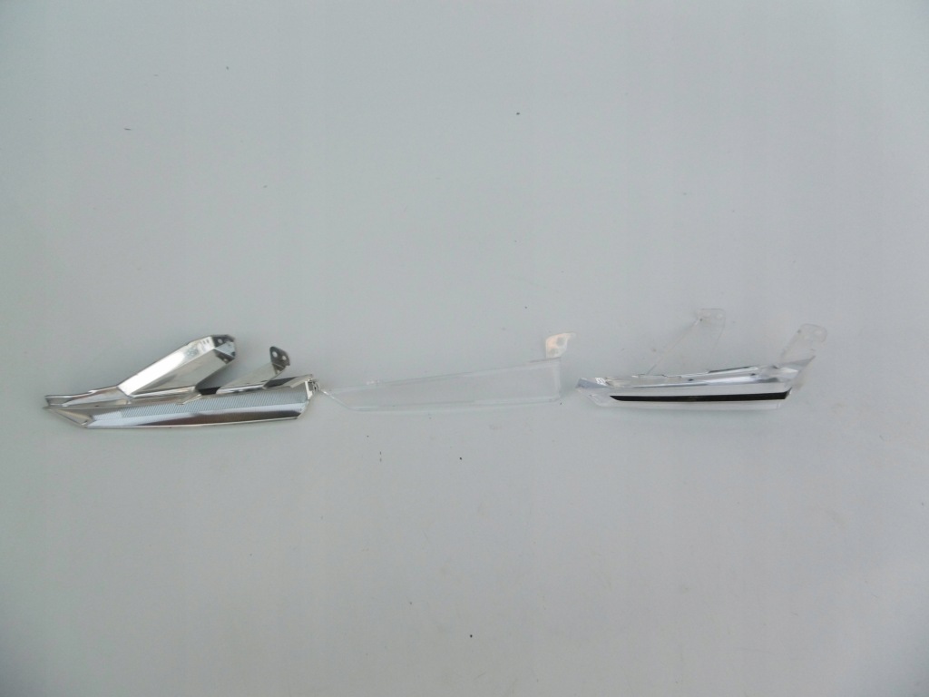 фото №1, Отражатель защита лампы левый перед mazda cx-5 ii