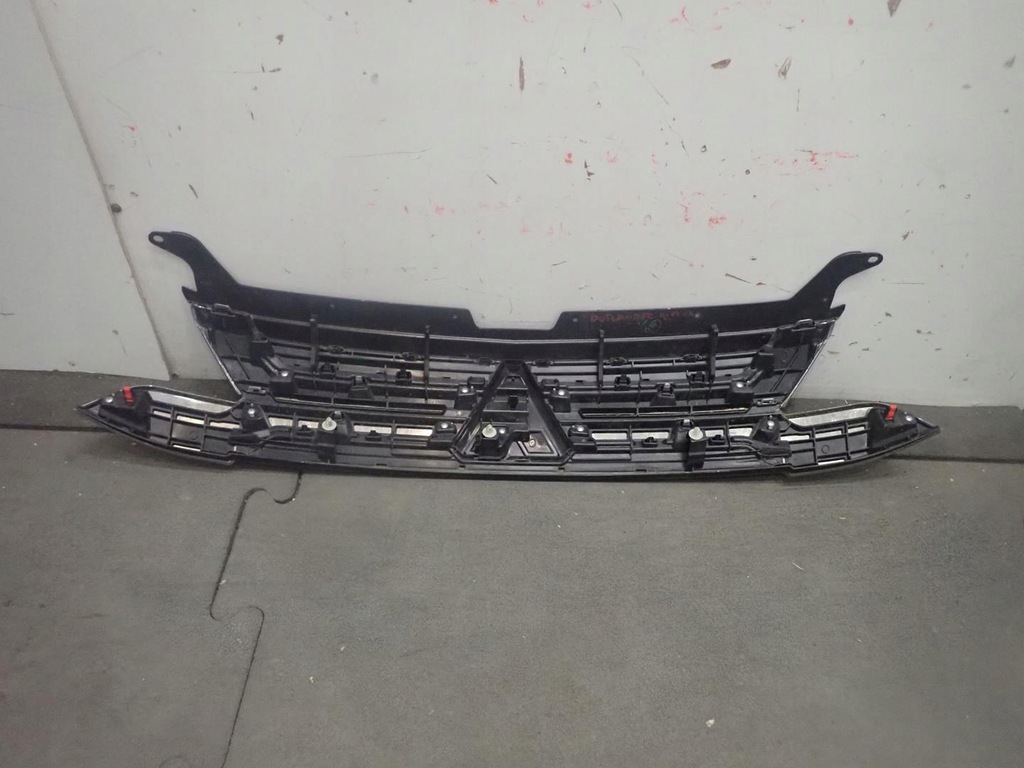 фото №9, Решітка радіатора mitsubishi outlander iii lift 18-