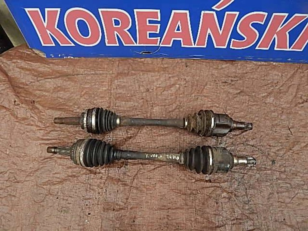 фото №1, Приводной вал левая toyota yaris verso 1,4d4d