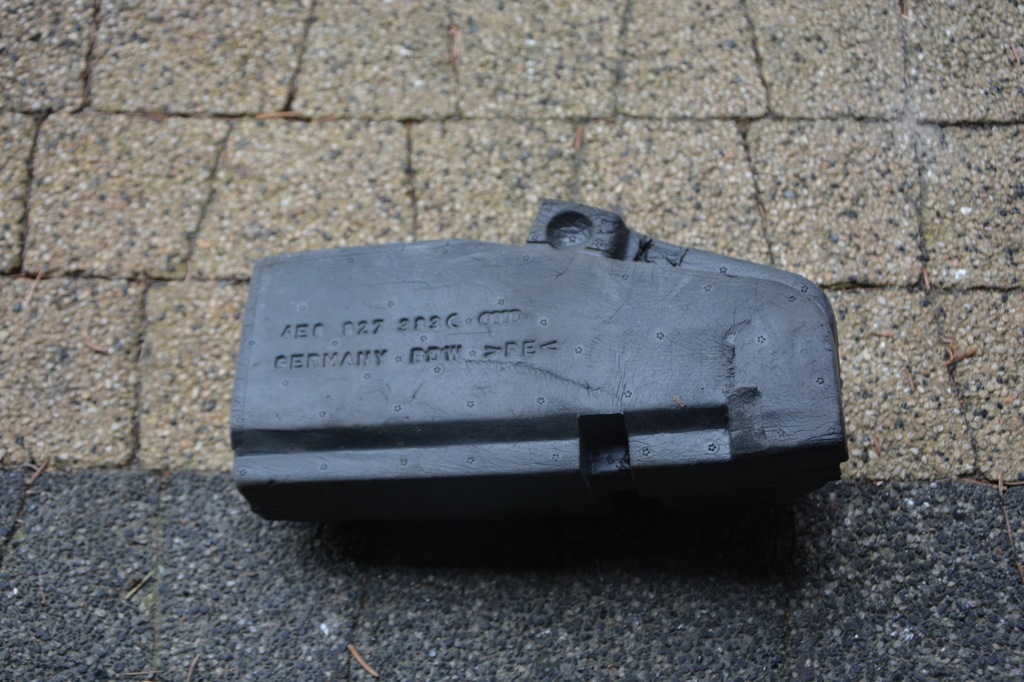 фото №1, Защита доводчик крышки багажника audi a8 d3 4e0827383c