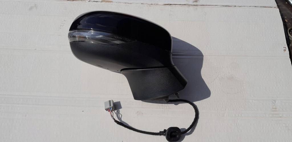 фото №1, Ford fiesta mk8 lift 2022 дзеркало праве 6 pin колір dk