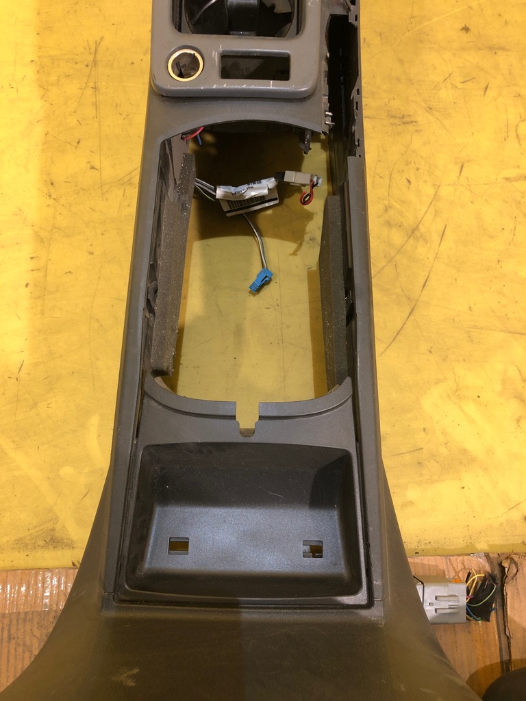 фото №4, Volvo v50 - тунель середній з шторка 2263761