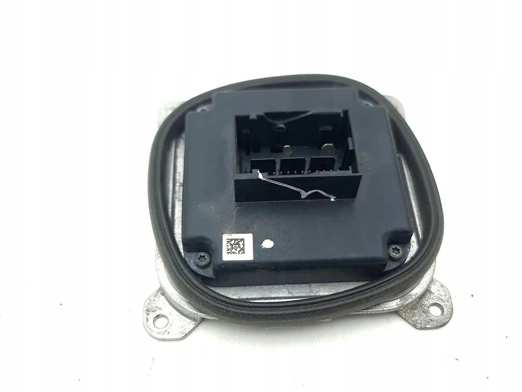 Модуль света led renault 260555036r 1.2l hybrid 146kw 2023 Недорого