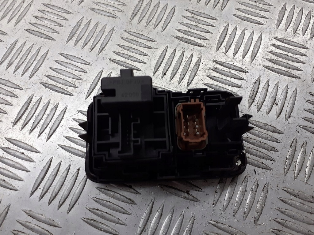 фото №2, Панель перемикачів renault megane ii 8200079020