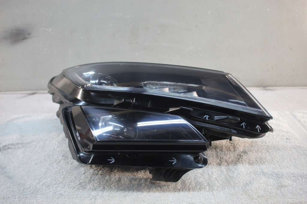 фото №1, Лампа правая перед skoda kodiaq full led 566941016e