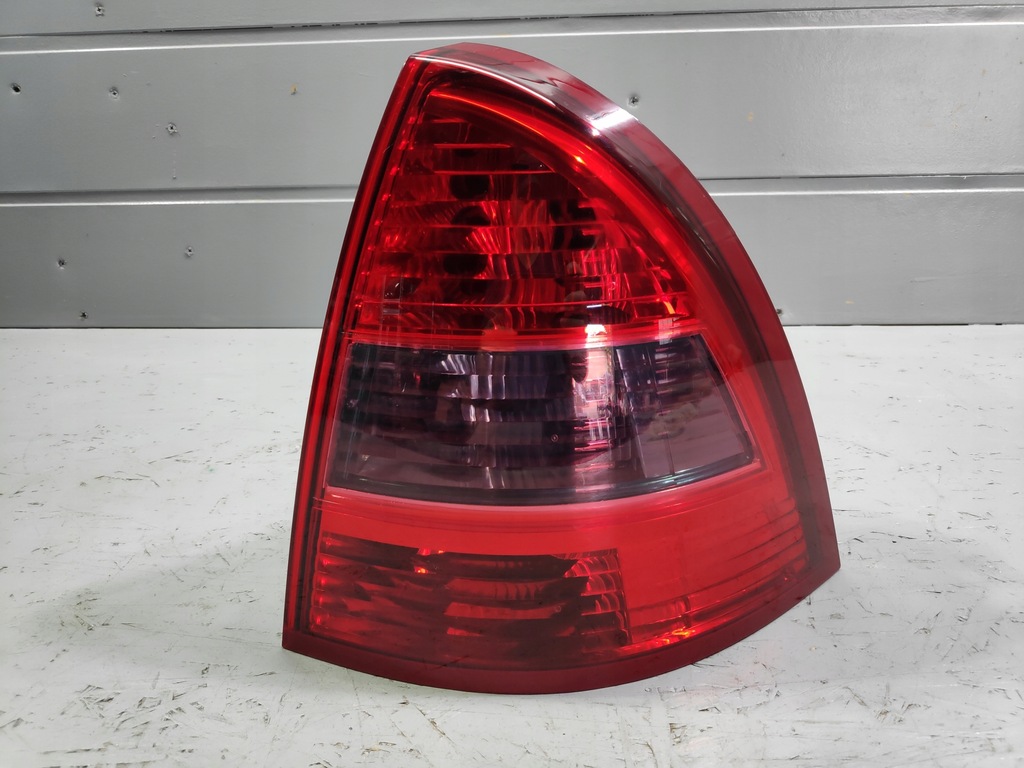 фото №1, Citroen c5 ii rc лампа правый задняя задняя 89036648