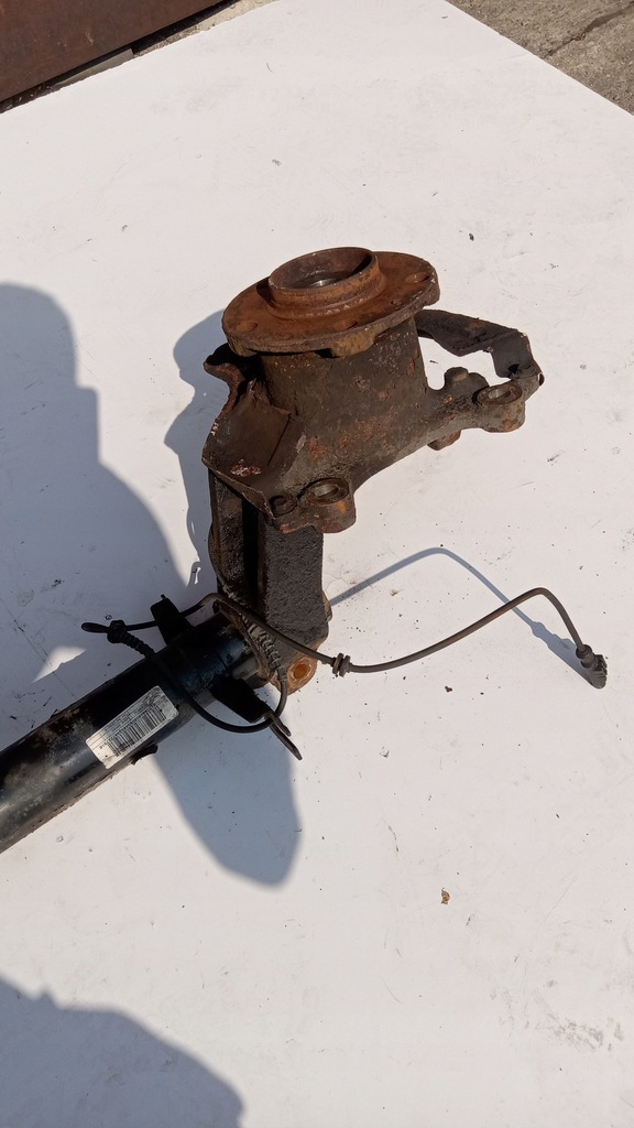 фото №1, Поворотний кулак 2.3 ліва jumper iii