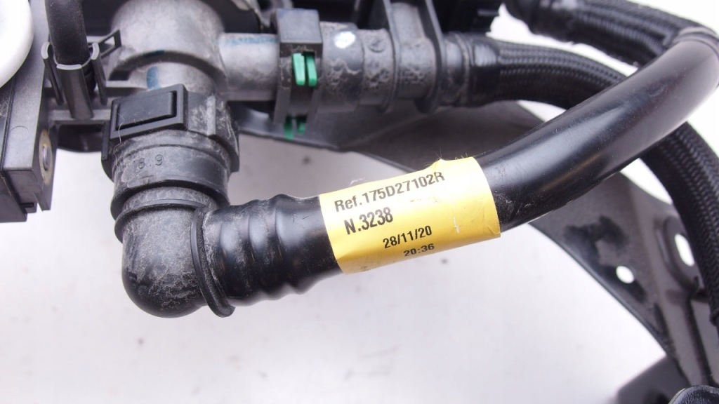 фото №3, Captur ii e-tech фильтр угольный