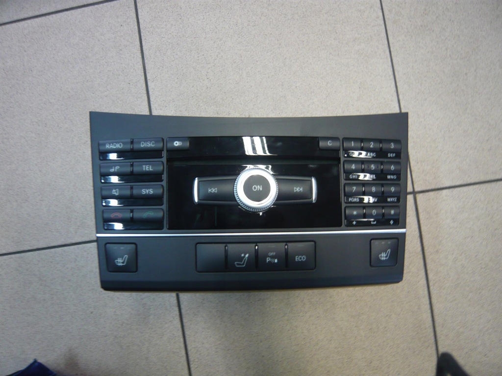 фото №1, Радио a2129005010 mercedes-benz w212